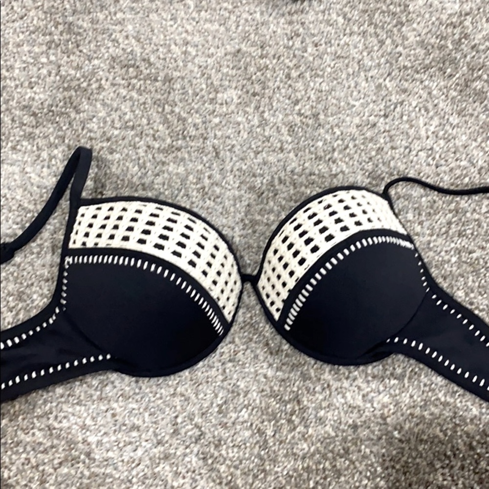 Bathing suit top
